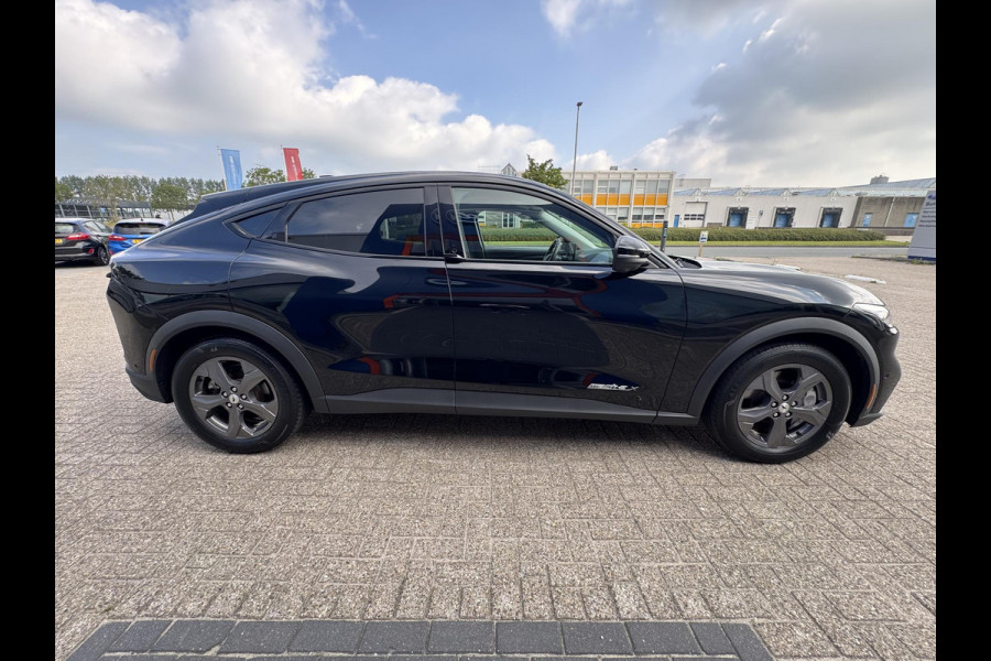 Ford Mustang Mach-E Extended RWD 98 kWh 294pk | Technology Pack | Afneembare Trekhaak
