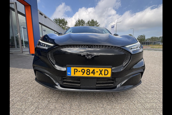Ford Mustang Mach-E Extended RWD 98 kWh 294pk | Technology Pack | Afneembare Trekhaak