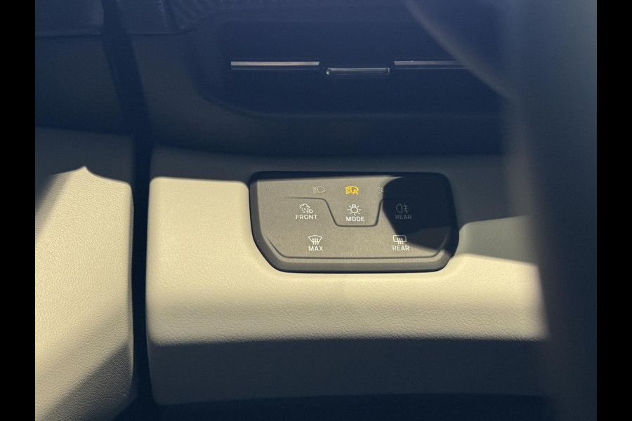 Ford Explorer Premium Extended Range AWD 79 kWh 11.000 KM | SOH 99% | Volledig Lederen Interieur
