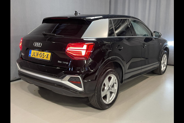 Audi Q2 35 TFSI S Edition 17"/Matrix LED/Camera/Adaptieve cruise/Keyless/PDC v+a/Stoelverwarming/Apple Carplay & Android Auto