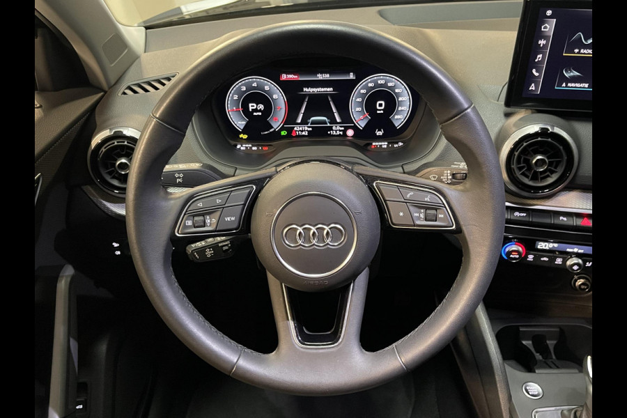 Audi Q2 35 TFSI S Edition 17"/Matrix LED/Camera/Adaptieve cruise/Keyless/PDC v+a/Stoelverwarming/Apple Carplay & Android Auto