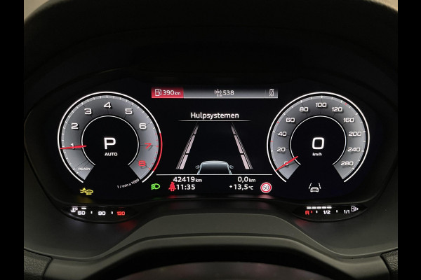 Audi Q2 35 TFSI S Edition 17"/Matrix LED/Camera/Adaptieve cruise/Keyless/PDC v+a/Stoelverwarming/Apple Carplay & Android Auto