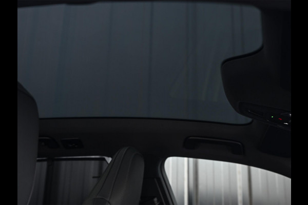 Audi A6 Avant 2.0 e-hybrid quattro S edition Competition | 5 jr Garantie | Panoramadak | B&O | Stoelventilatie en Massage | 360 Camera | Luchtvering | Ambiance Interieur | Achterasbesturing | Carbon Inleg | Head-Up | S-Seats | Passagiers Display |