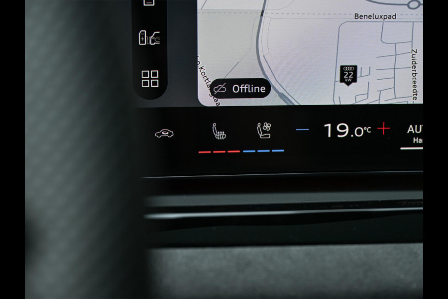 Audi A6 Avant 2.0 e-hybrid quattro S edition Competition | 5 jr Garantie | Panoramadak | B&O | Stoelventilatie en Massage | 360 Camera | Luchtvering | Ambiance Interieur | Achterasbesturing | Carbon Inleg | Head-Up | S-Seats | Passagiers Display |