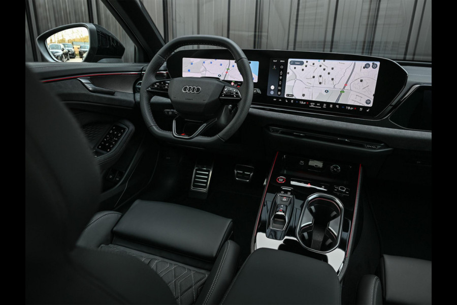 Audi A6 Avant 2.0 e-hybrid quattro S edition Competition | 5 jr Garantie | Panoramadak | B&O | Stoelventilatie en Massage | 360 Camera | Luchtvering | Ambiance Interieur | Achterasbesturing | Carbon Inleg | Head-Up | S-Seats | Passagiers Display |
