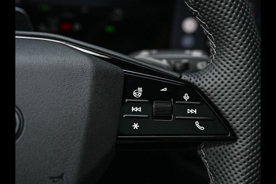 Audi A6 Avant 2.0 e-hybrid quattro S edition Competition | 5 jr Garantie | Panoramadak | B&O | Stoelventilatie en Massage | 360 Camera | Luchtvering | Ambiance Interieur | Achterasbesturing | Carbon Inleg | Head-Up | S-Seats | Passagiers Display |