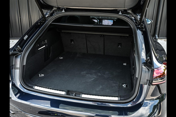 Audi A6 Avant 2.0 e-hybrid quattro S edition Competition | 5 jr Garantie | Panoramadak | B&O | Stoelventilatie en Massage | 360 Camera | Luchtvering | Ambiance Interieur | Achterasbesturing | Carbon Inleg | Head-Up | S-Seats | Passagiers Display |