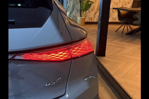 DS DS 4 E-Tense SOH 95% |Trekhaak|Plug-in Hybrid|Trekhaak|CarPlay|Leder|ADAS|Garantie|Rijklaar