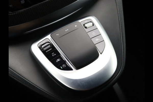 Mercedes-Benz V-Klasse 300d Extra Lang DC AMG Memory, Distronic, Trekhaak, Burmester