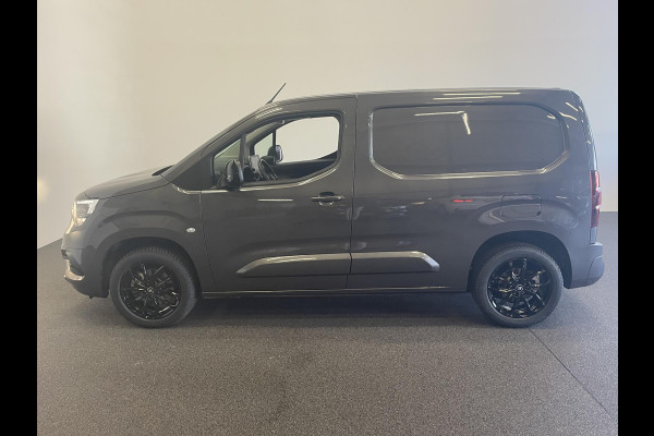 Opel Combo 130pk L1H1 Automaat Sport-Edition Airco Navi Parkeersensoren Trekhaak Cruise control