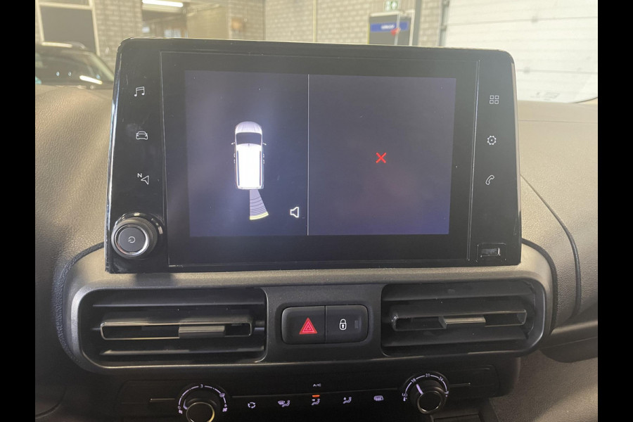 Opel Combo 130pk L1H1 Automaat Sport-Edition Airco Navi Parkeersensoren Trekhaak Cruise control