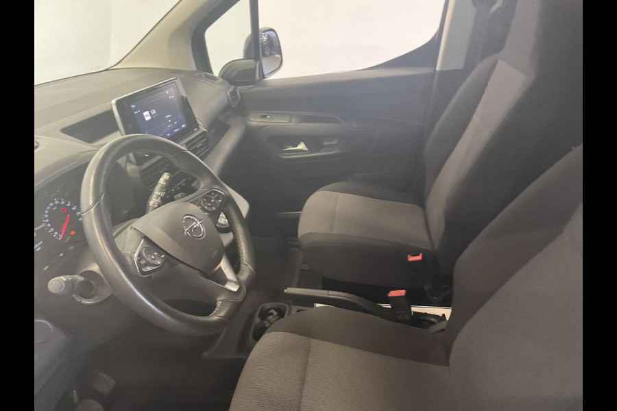 Opel Combo 130pk L1H1 Automaat Sport-Edition Airco Navi Parkeersensoren Trekhaak Cruise control