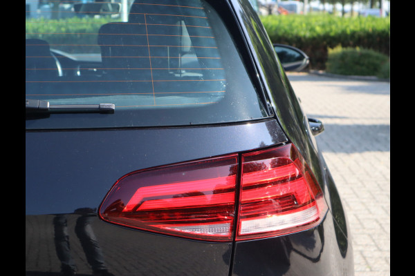 Volkswagen e-Golf E-DITION Navi / Climate / Pdc / Elekramen / Adap-Cruise / App-connect / SOH 89.64% /  Voldoende Apk /