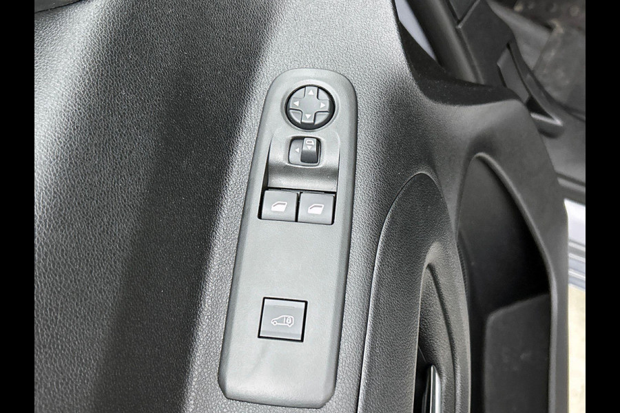 Opel Combo 1.5 BlueHDi 130PK L2 Automaat Apple Carplay/Android Auto Navigatie Trekhaak Airco Camera Cruise Control Parkeersensoren DAB