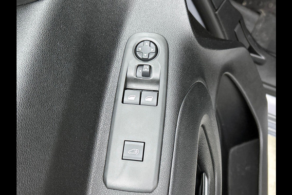 Opel Combo 1.5 BlueHDi 130PK L2 Automaat Apple Carplay/Android Auto Navigatie Trekhaak Airco Camera Cruise Control Parkeersensoren DAB