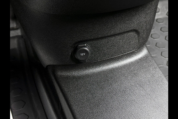 Opel Combo 1.5 BlueHDi 130PK L2 Automaat Apple Carplay/Android Auto Navigatie Trekhaak Airco Camera Cruise Control Parkeersensoren DAB