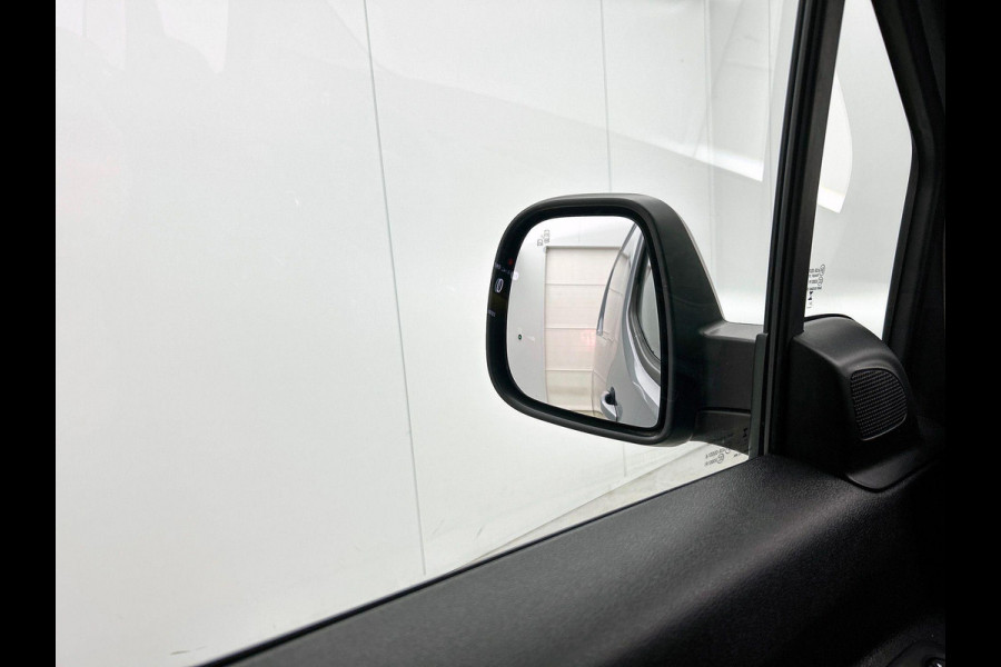 Opel Combo 1.5 BlueHDi 130PK L2 Automaat Apple Carplay/Android Auto Navigatie Trekhaak Airco Camera Cruise Control Parkeersensoren DAB