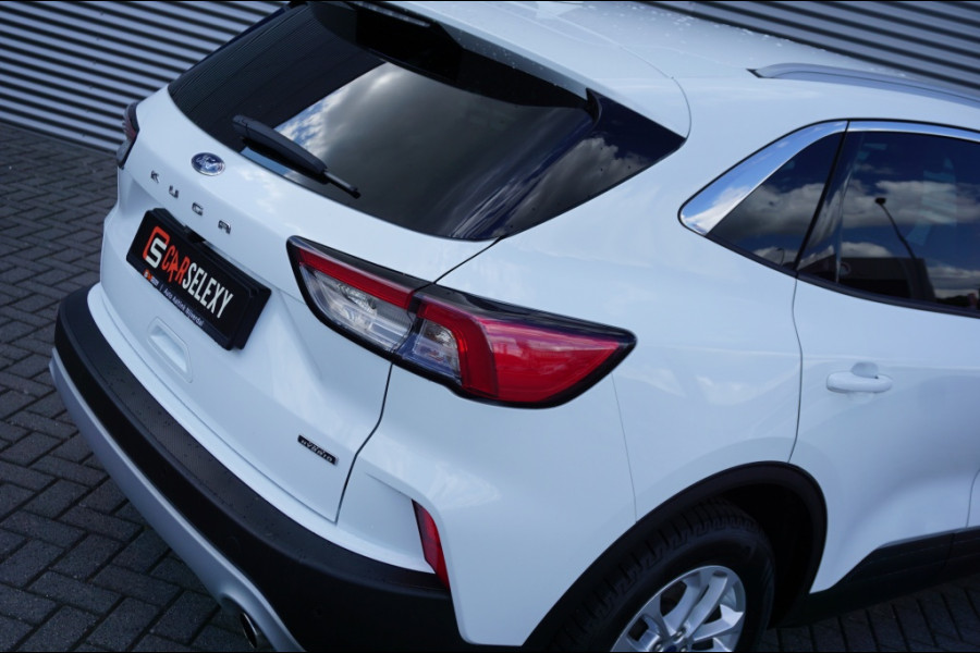 Ford Kuga 225PK PHEV Titanium AUTOMAAT | ELEC. TREKHAAK | WINTERPACK | CAMERA