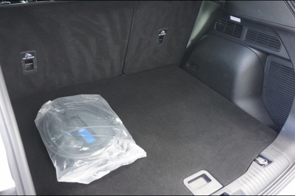 Ford Kuga 225PK PHEV Titanium AUTOMAAT | ELEC. TREKHAAK | WINTERPACK | CAMERA