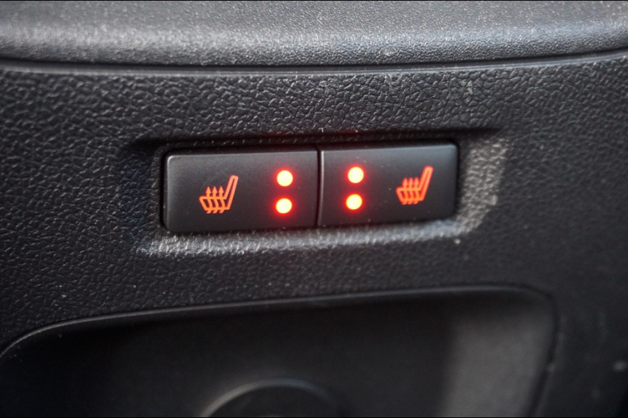 Ford Kuga 225PK PHEV Titanium AUTOMAAT | ELEC. TREKHAAK | WINTERPACK | CAMERA