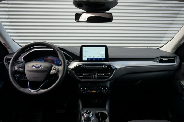 Ford Kuga 225PK PHEV Titanium AUTOMAAT | ELEC. TREKHAAK | WINTERPACK | CAMERA
