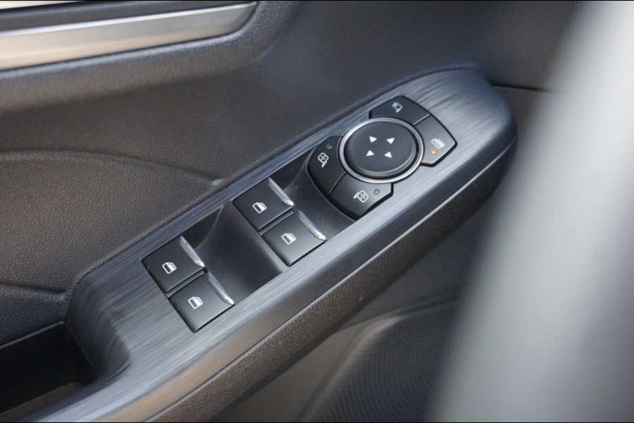 Ford Kuga 225PK PHEV Titanium AUTOMAAT | ELEC. TREKHAAK | WINTERPACK | CAMERA
