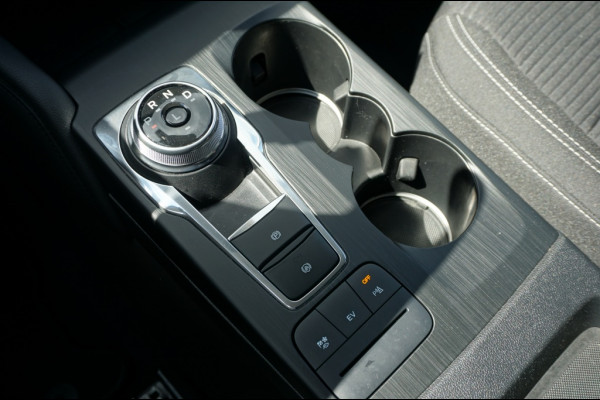 Ford Kuga 225PK PHEV Titanium AUTOMAAT | ELEC. TREKHAAK | WINTERPACK | CAMERA