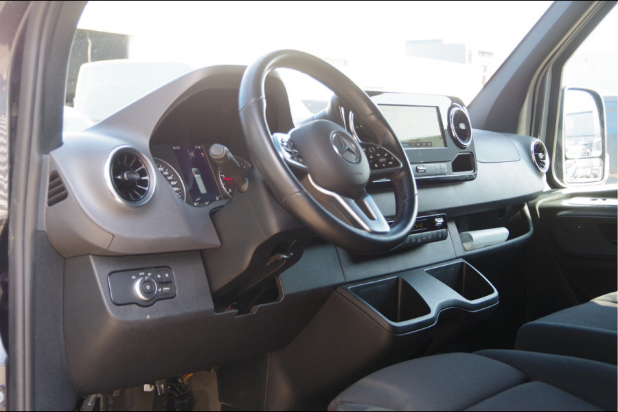 Mercedes-Benz Sprinter 317 1.9 CDI L2H2 3-ZITS, AUT. LED, 3.5T TREKHAAK, MBUX 10'', ADAPT. CRUISE, CAMERA, NAVI, CLIMA, STANDKACHEL