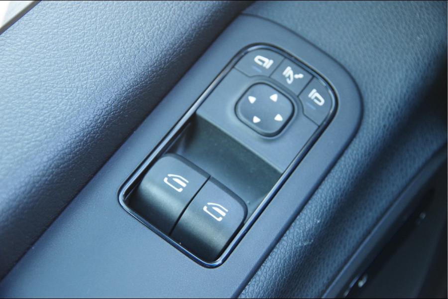 Mercedes-Benz Sprinter 317 1.9 CDI L2H2 3-ZITS, AUT. LED, 3.5T TREKHAAK, MBUX 10'', ADAPT. CRUISE, CAMERA, NAVI, CLIMA, STANDKACHEL
