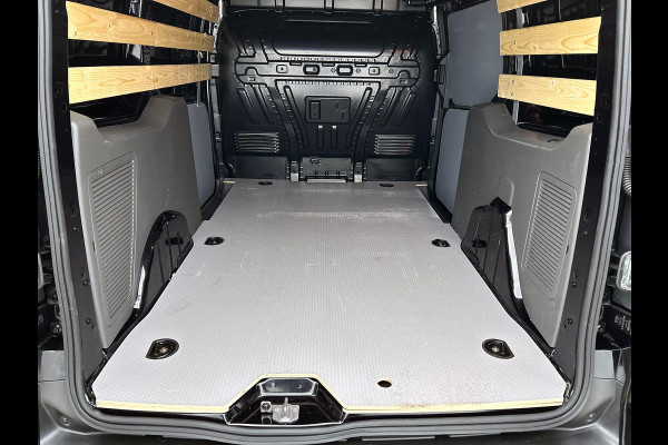 Ford Transit Connect 1.5 L2 Automaat Navigatie Airco Parkeersensoren  Cruise Control Camera Trekhaak