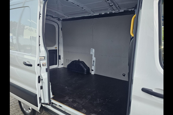 Ford Transit 350 2.0 TDCI L2H2 Trend 12.500 KM | BPM Vrij | Trekhaak | Achteruitrijcamera | Lane assist | Cruise control | Apple carplay / Android auto | Nette auto!