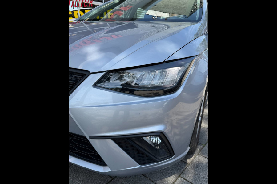 Seat Ibiza 1.0 EcoTSI Style - Navigatie I Airco I Sport velgen I LED I PDC I Comfort pakket I Dealer onderhouden