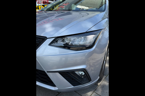 Seat Ibiza 1.0 EcoTSI Style - Navigatie I Airco I Sport velgen I LED I PDC I Comfort pakket I Dealer onderhouden