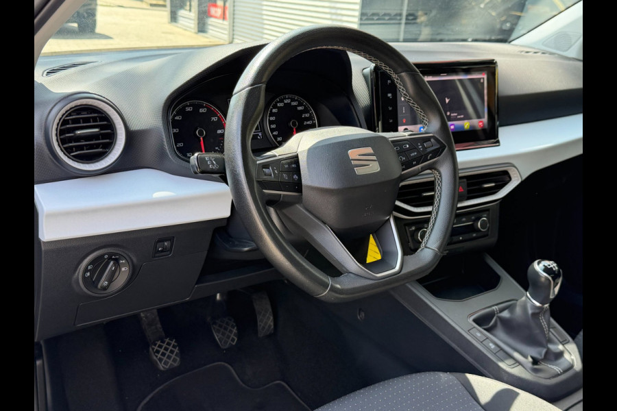 Seat Ibiza 1.0 EcoTSI Style - Navigatie I Airco I Sport velgen I LED I PDC I Comfort pakket I Dealer onderhouden
