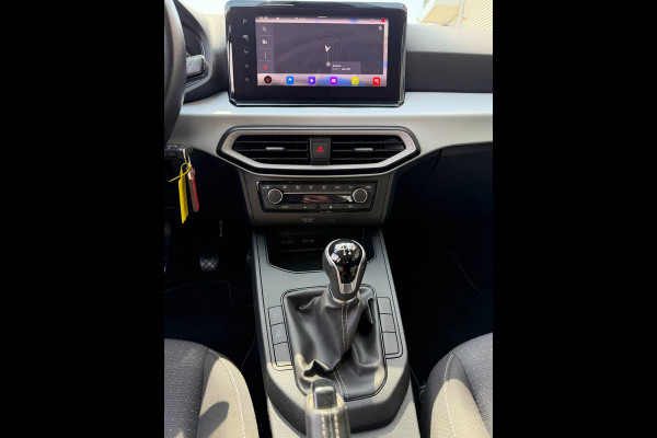 Seat Ibiza 1.0 EcoTSI Style - Navigatie I Airco I Sport velgen I LED I PDC I Comfort pakket I Dealer onderhouden