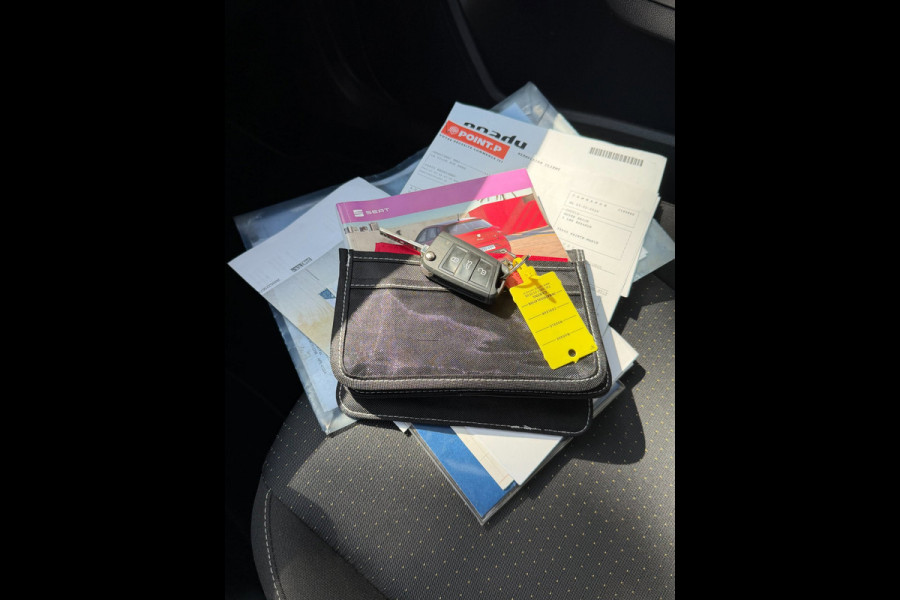 Seat Ibiza 1.0 EcoTSI Style - Navigatie I Airco I Sport velgen I LED I PDC I Comfort pakket I Dealer onderhouden