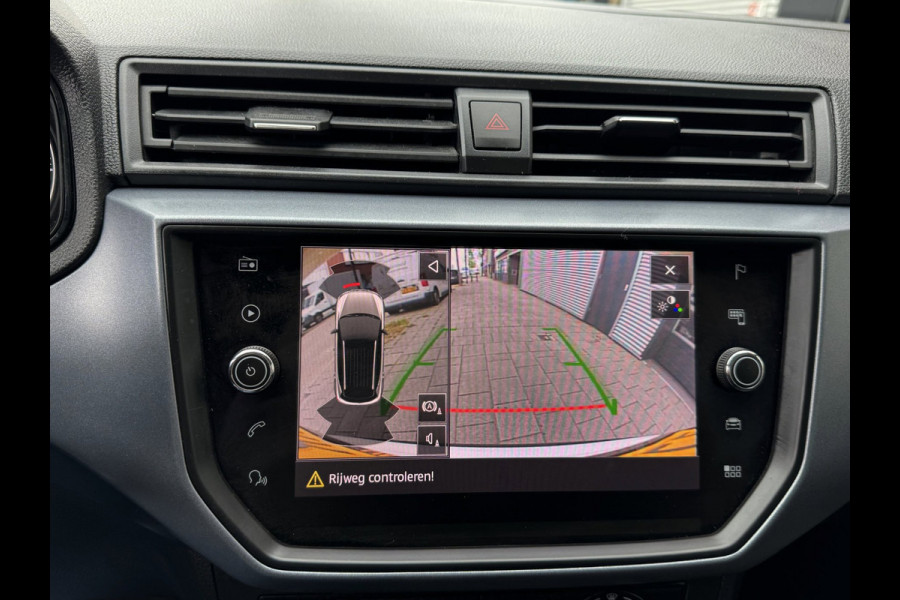 Seat Arona 1.0 TSI FR -URBAN - Apple Carplay / Navigatie I Airco I Sport pakket I PDC I Achteruitrij Camera I Dealer onderhouden