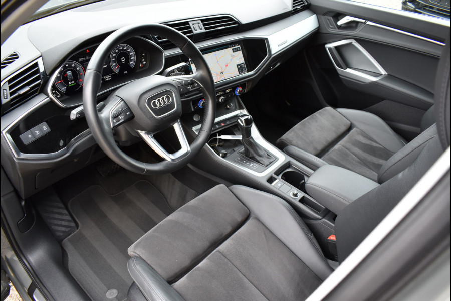 Audi Q3 35 TFSI Black Edition Navi Sfeer Full Led Apple Carplay 19 Inch