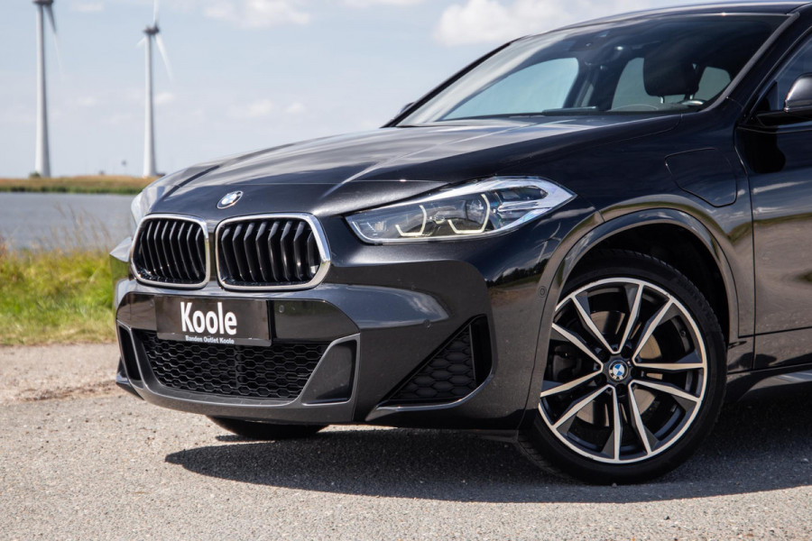 BMW X2 xDrive25e High Executive M PAKKET / CARPLAY / CRUISE CONTROLE / BRUIN LEER / STOELVERWARMING