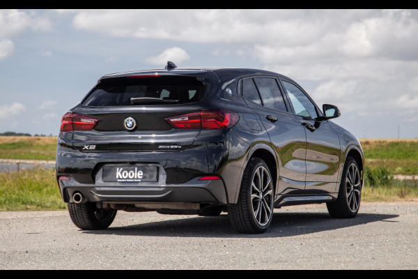 BMW X2 xDrive25e High Executive M PAKKET / CARPLAY / CRUISE CONTROLE / BRUIN LEER / STOELVERWARMING