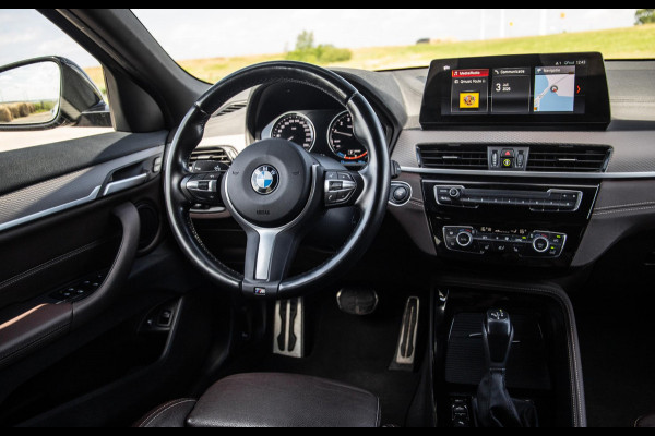 BMW X2 xDrive25e High Executive M PAKKET / CARPLAY / CRUISE CONTROLE / BRUIN LEER / STOELVERWARMING