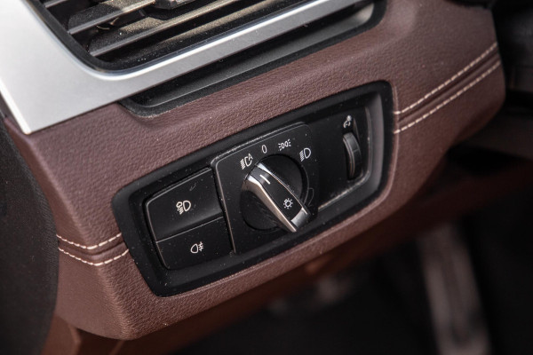 BMW X2 xDrive25e High Executive M PAKKET / CARPLAY / CRUISE CONTROLE / BRUIN LEER / STOELVERWARMING