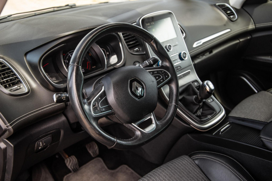 Renault Scénic 1.3 TCe Intens CARPLAY / CRUISE CONTROLE / LED / CLIMATE CONTROLE