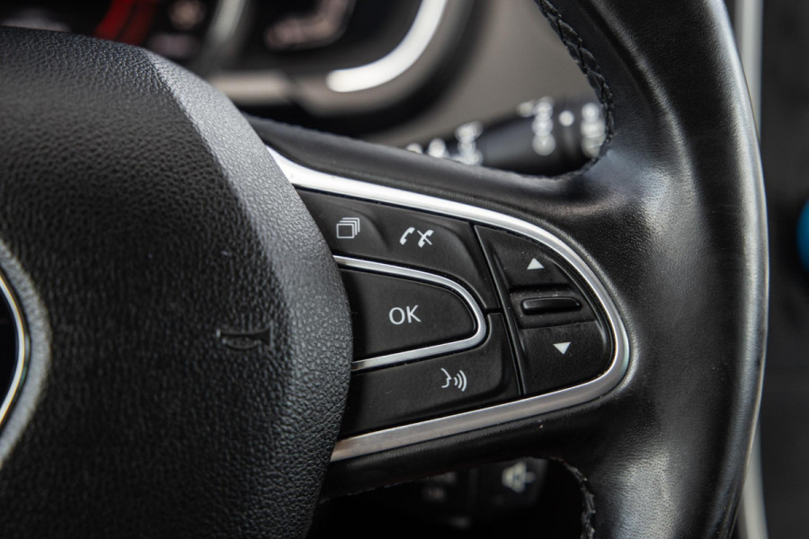 Renault Scénic 1.3 TCe Intens CARPLAY / CRUISE CONTROLE / LED / CLIMATE CONTROLE
