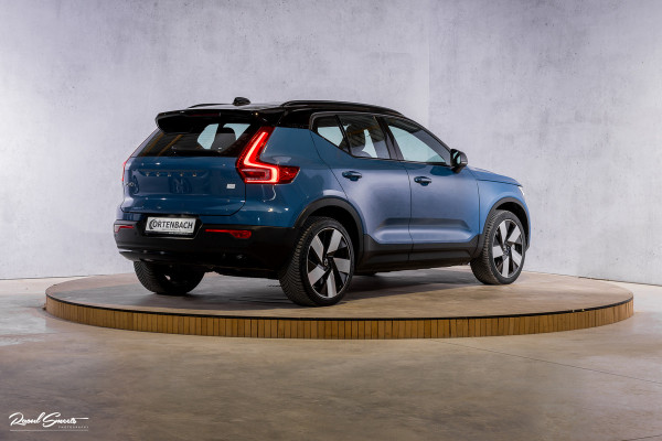 Volvo XC40 Recharge Twin Ultimate 78 kWh | Zwenkbare trekhaak | Panorama dak | Adaptieve cruise | Blis | Memory | Harman Kardon |