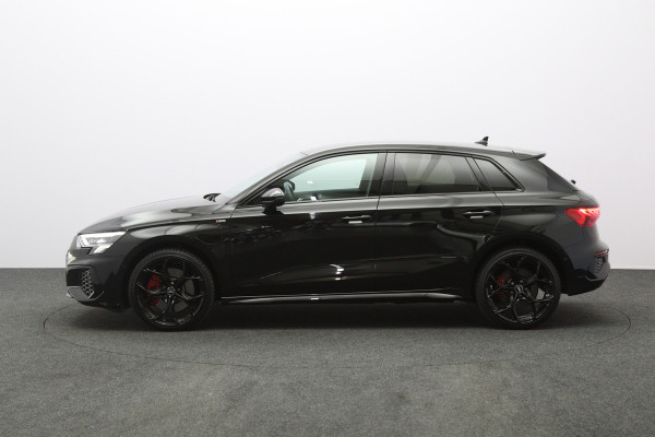Audi A3 Sportback 45 TFSI e 245 PK S-Line Edition Competition PHEV, Camera, Sfeerverlichting, RS-Sportstoelen, Winterpakket, Carplay