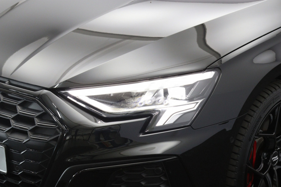Audi A3 Sportback 45 TFSI e 245 PK S-Line Edition Competition PHEV, Camera, Sfeerverlichting, RS-Sportstoelen, Winterpakket, Carplay