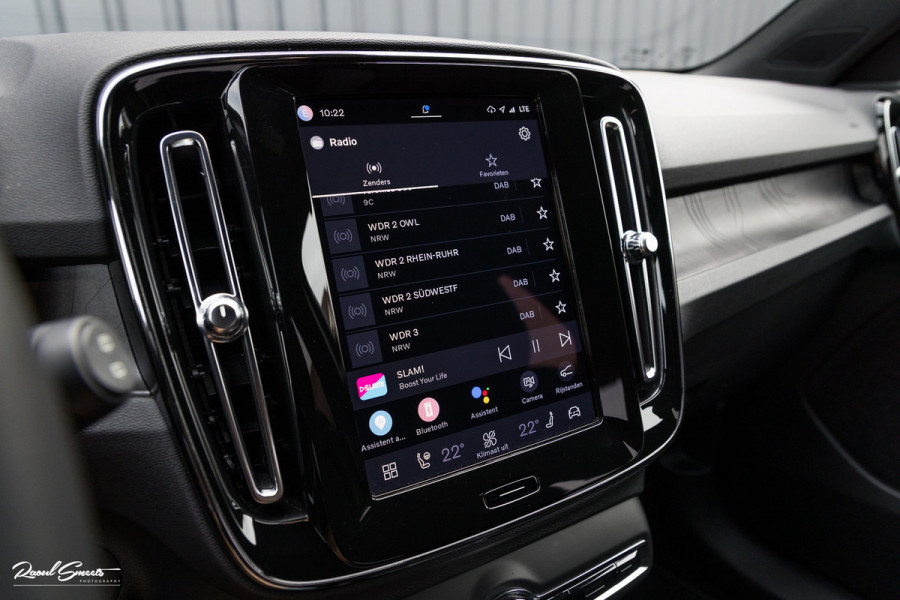 Volvo XC40 Recharge Plus 70 kWh | Adaptieve cruise | Blis | 20 Inch | Leder/Alcantara |