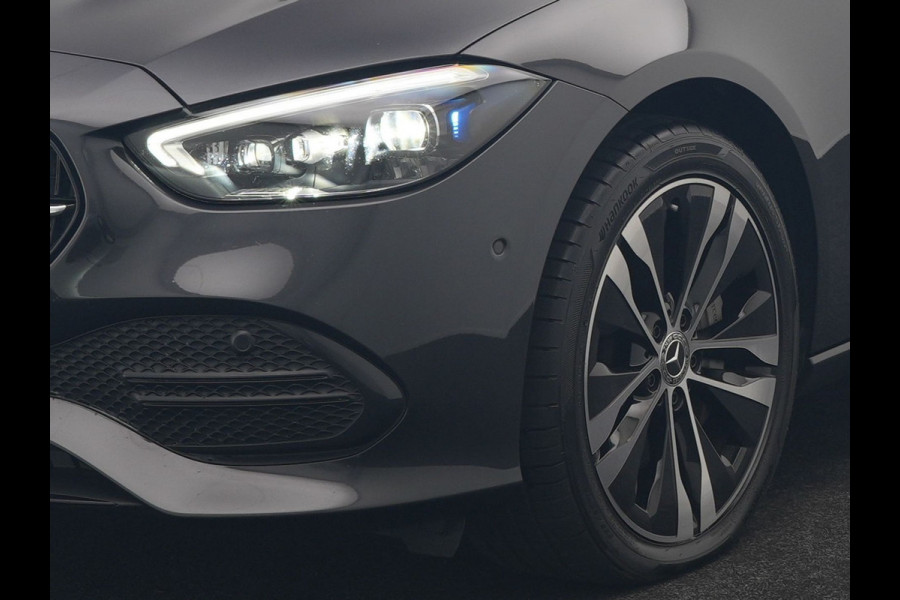 Mercedes-Benz C-Klasse Estate 300 e Avantgarde 313pk Dealer O.H | Trekhaak Af Fabriek | Panodak | Adaptive Cruise | 360 Camera | Digital LED | Lederen Sportstoelen Memory & Ventilatie | Keyless | Apple Carplay | Stoelverwarming | Pilot Assist | Stuurverwarming | Virtual | Sfeerverlichting | Navigatie | DAB | 18"L.M | Plug In Hybrid |