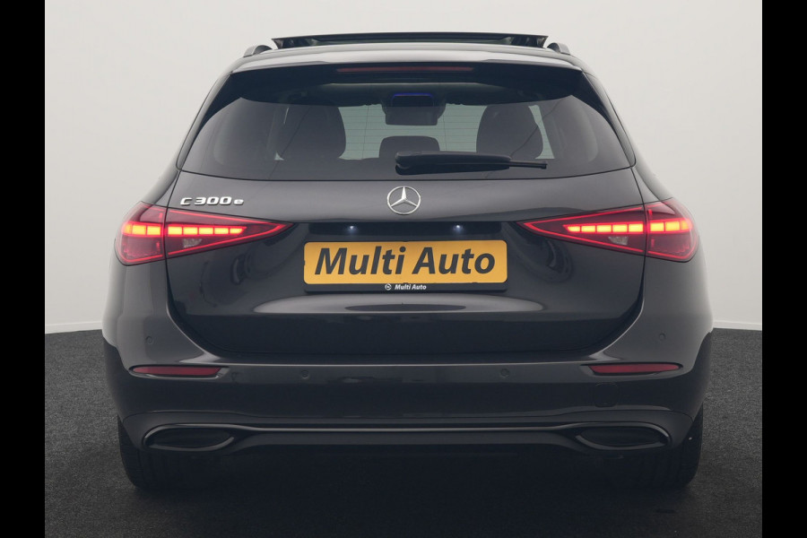 Mercedes-Benz C-Klasse Estate 300 e Avantgarde 313pk Dealer O.H | Trekhaak Af Fabriek | Panodak | Adaptive Cruise | 360 Camera | Digital LED | Lederen Sportstoelen Memory & Ventilatie | Keyless | Apple Carplay | Stoelverwarming | Pilot Assist | Stuurverwarming | Virtual | Sfeerverlichting | Navigatie | DAB | 18"L.M | Plug In Hybrid |